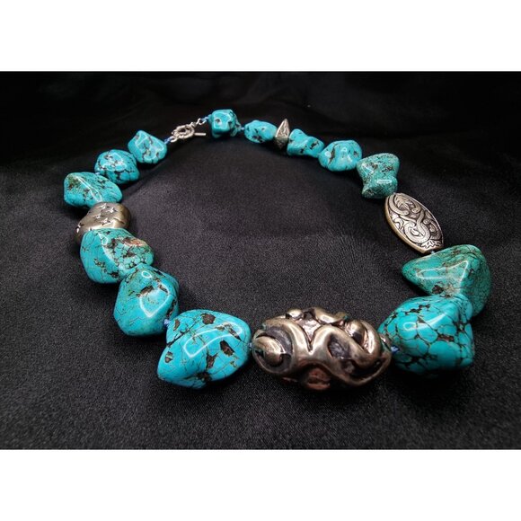 Chunky Turquoise & Silver Beaded Necklace With Toggle Clasp - Picture 2 of 5